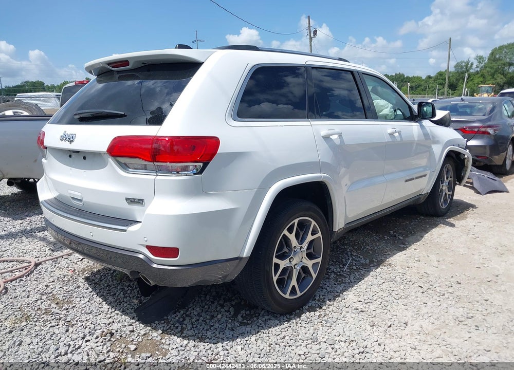 2018 JEEP GRAND CHEROKEE VIN: 1C4RJEBG8JC339908