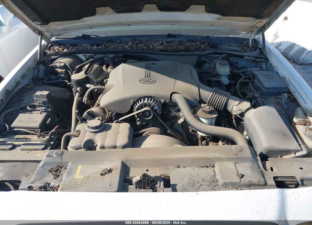 2000 FORD CROWN VICTORIA POLICE INTERCEPTOR VIN: 2FAFP71W7YX104263