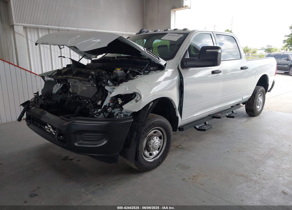 2024 RAM 2500 TRADESMAN 4X4 6'4 BOX VIN: 3C6UR5CJ4RG267621