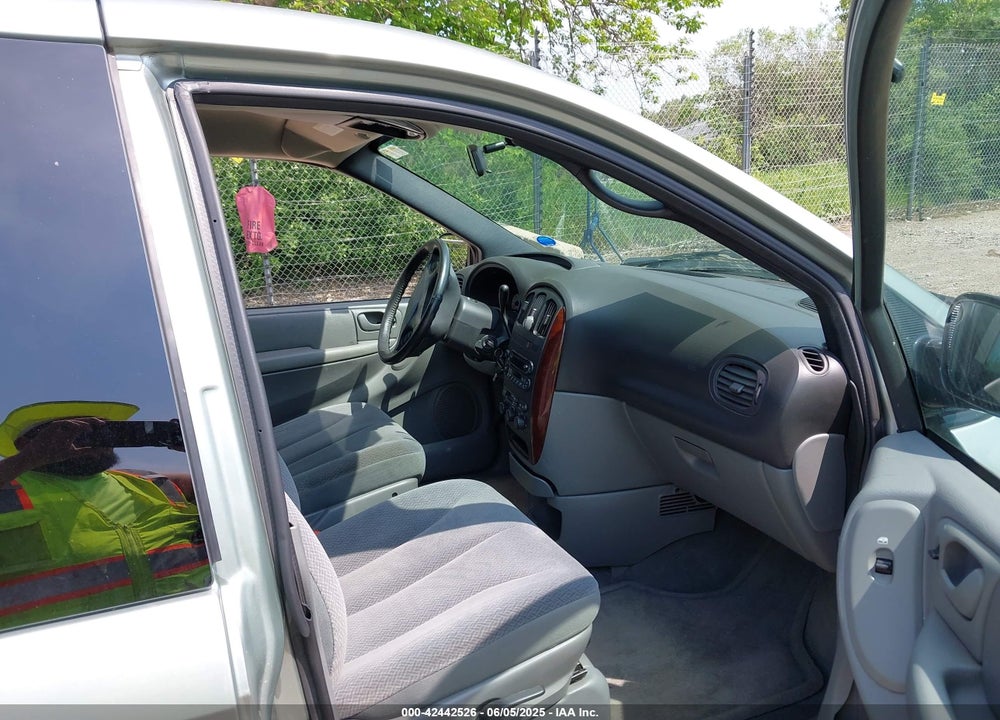 2004 CHRYSLER TOWN & COUNTRY TOURING VIN: 2C4GP54L54R567070