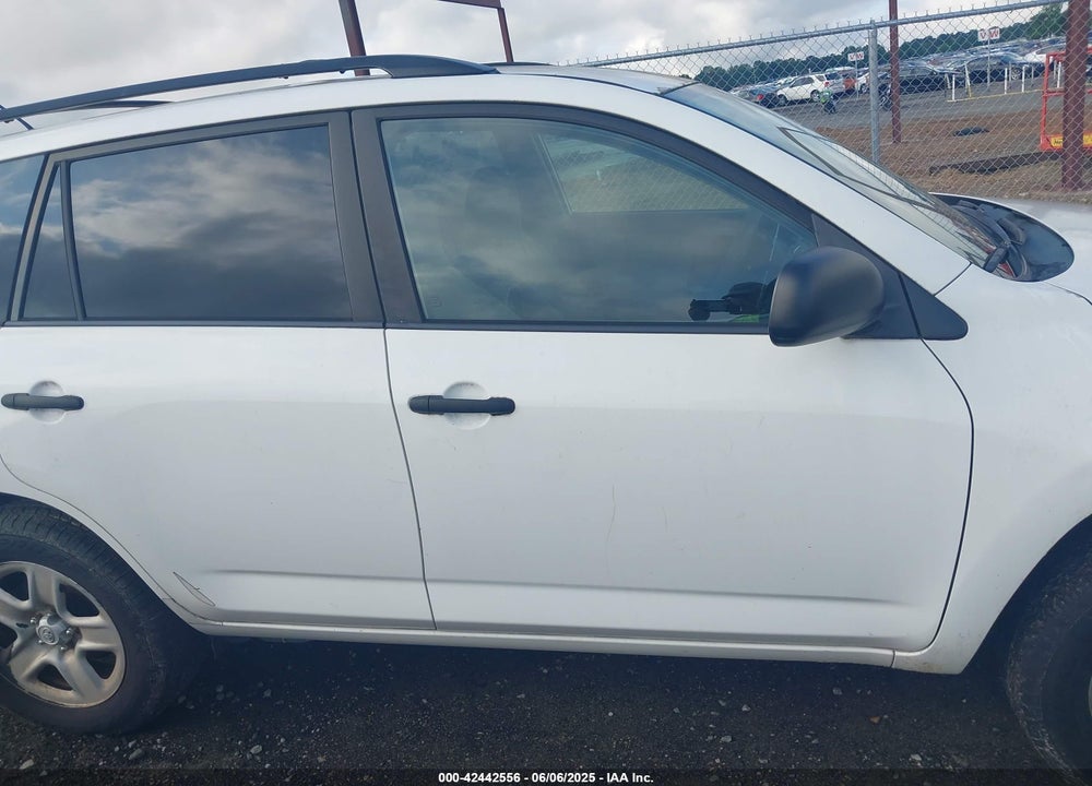 2011 TOYOTA RAV4 VIN: 2T3BF4DV9BW082880