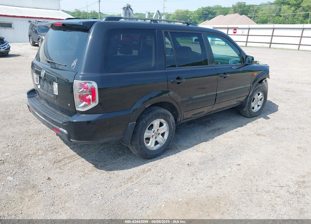 2008 HONDA PILOT VP VIN: 5FNYF28208B002153