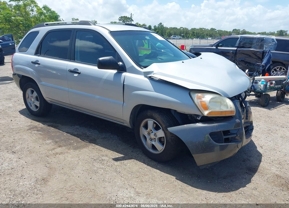 2007 KIA SPORTAGE LX VIN: KNDJF724677392978
