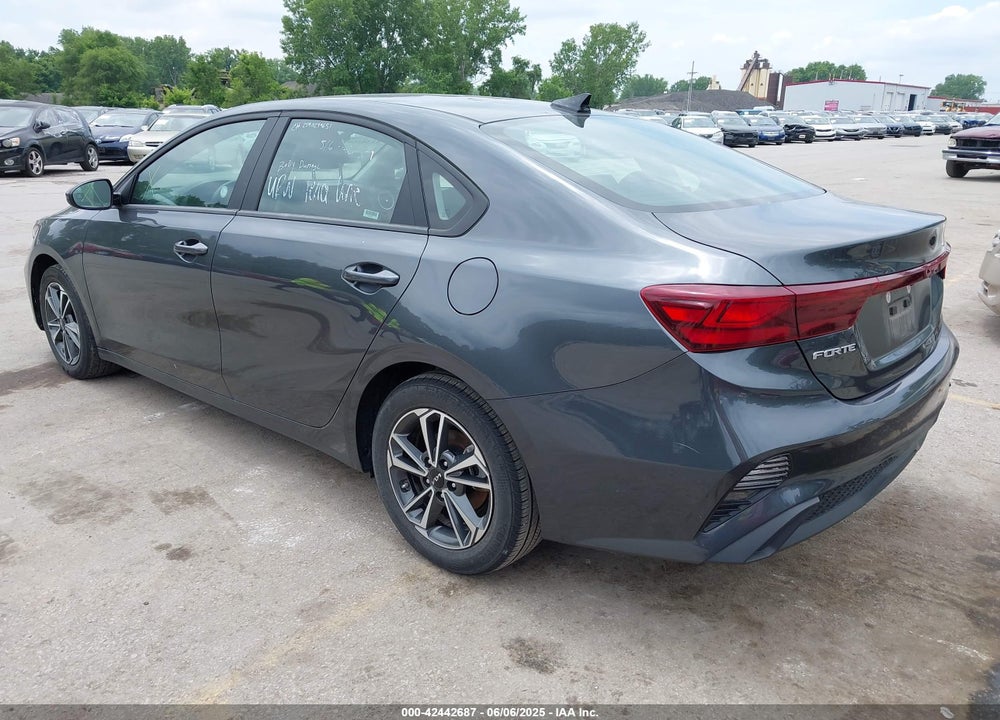 2024 KIA FORTE LXS VIN: 3KPF24ADXRE770496