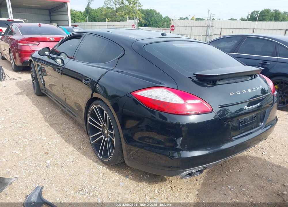 2012 PORSCHE PANAMERA VIN: WP0AB2A75CL060249