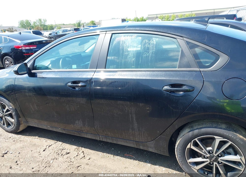 2022 KIA FORTE VIN: 3KPF24AD6NE503723
