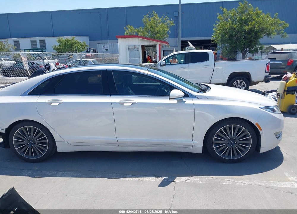 2015 LINCOLN MKZ HYBRID VIN: 3LN6L2LU6FR614177