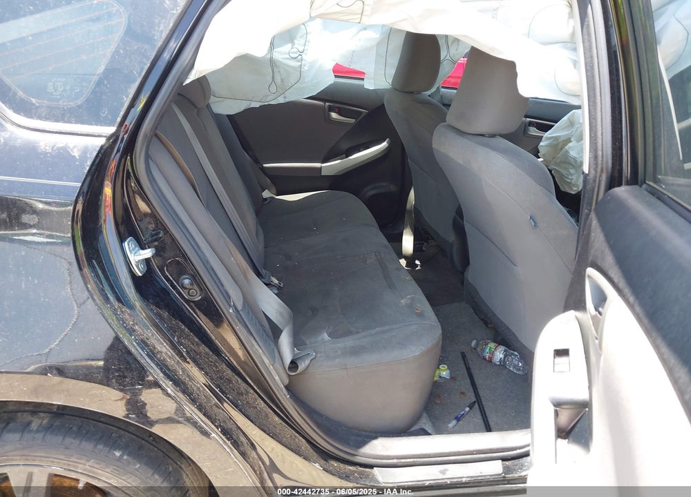 2014 TOYOTA PRIUS VIN: JTDKN3DUXE1755070