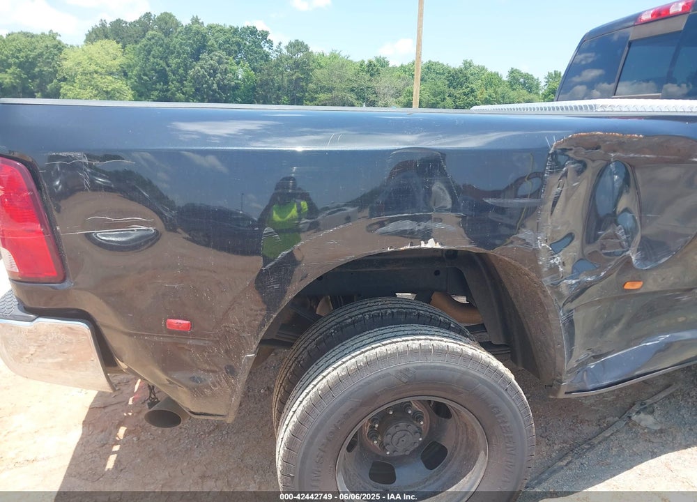 2018 RAM 3500 LONE STAR  4X4 8' BOX VIN: 3C63RRHL1JG268212