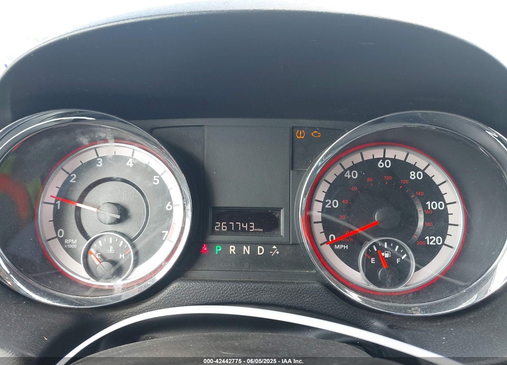 2013 DODGE GRAND CARAVAN SXT VIN: 2C4RDGCG1DR668933