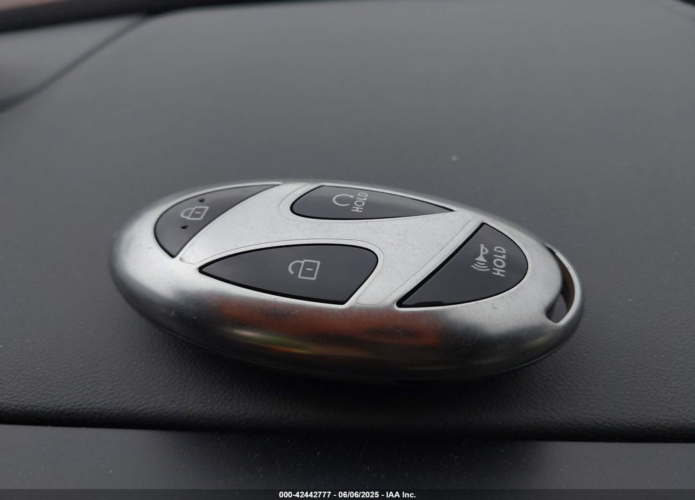 2025 HYUNDAI SONATA SEL VIN: KMHL64JA9SA471728