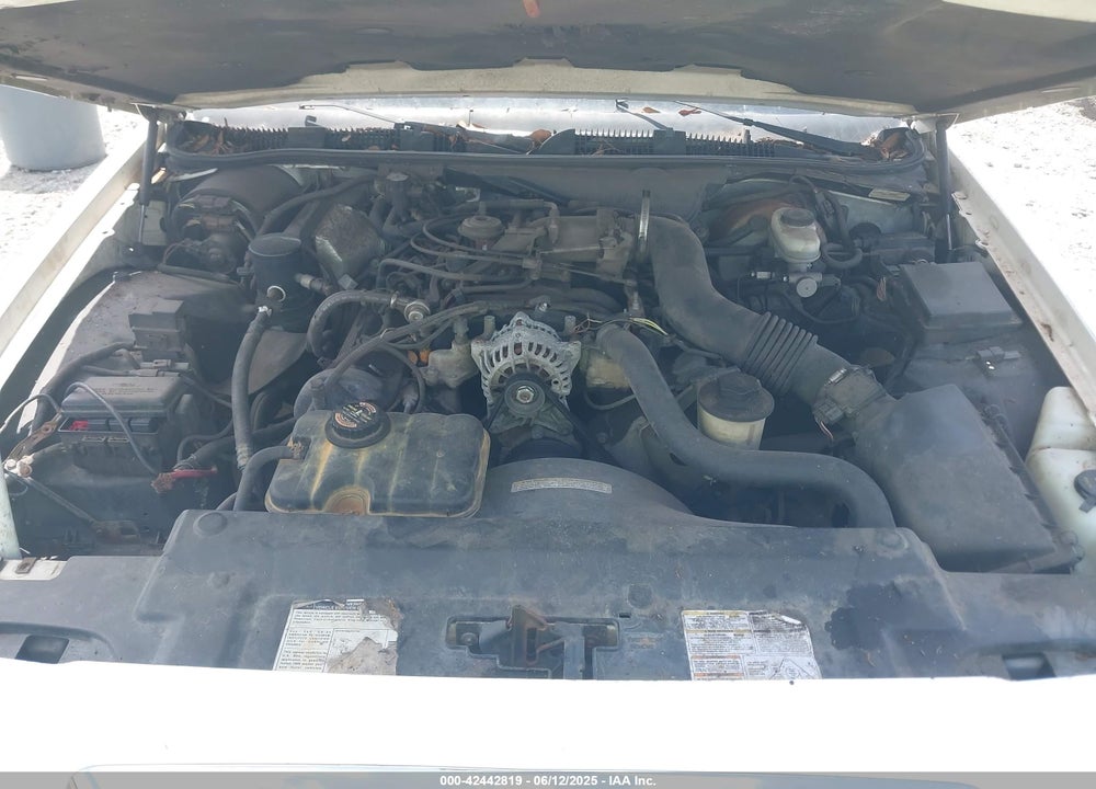 1999 MERCURY GRAND MARQUIS GS VIN: 2MEFM74W0XX662368