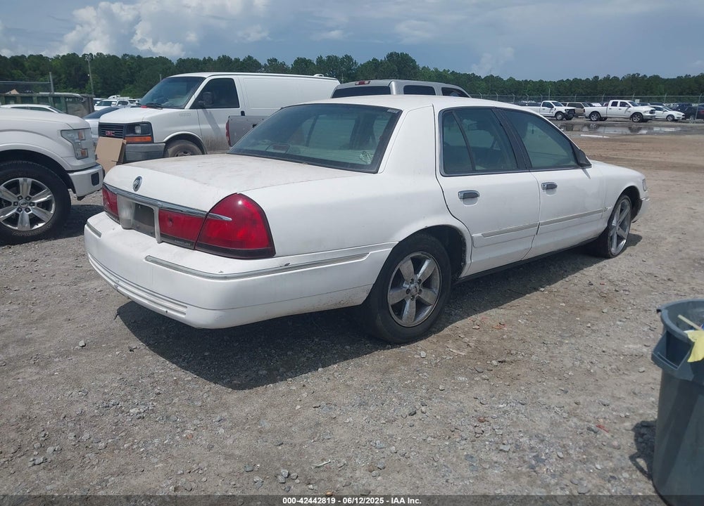 1999 MERCURY GRAND MARQUIS GS VIN: 2MEFM74W0XX662368