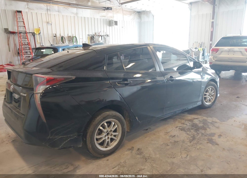 2016 TOYOTA PRIUS VIN: JTDKARFU2G3004385