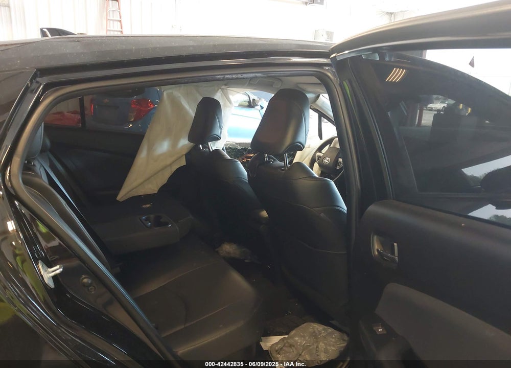 2016 TOYOTA PRIUS VIN: JTDKARFU2G3004385