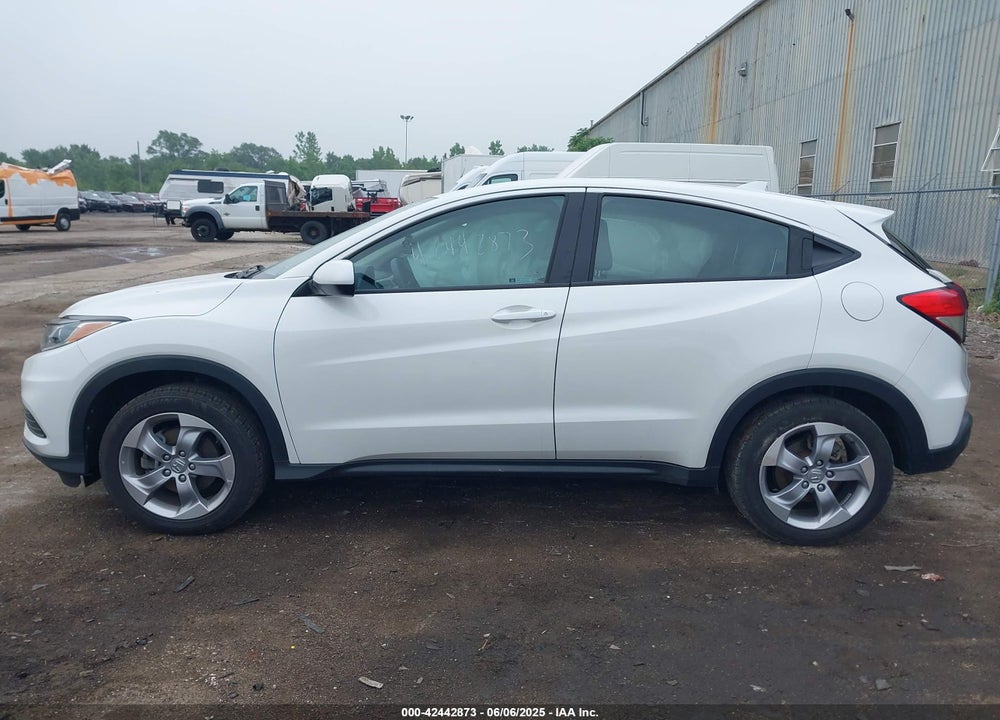 2022 HONDA HR-V VIN: 3CZRU6H3XNM722958