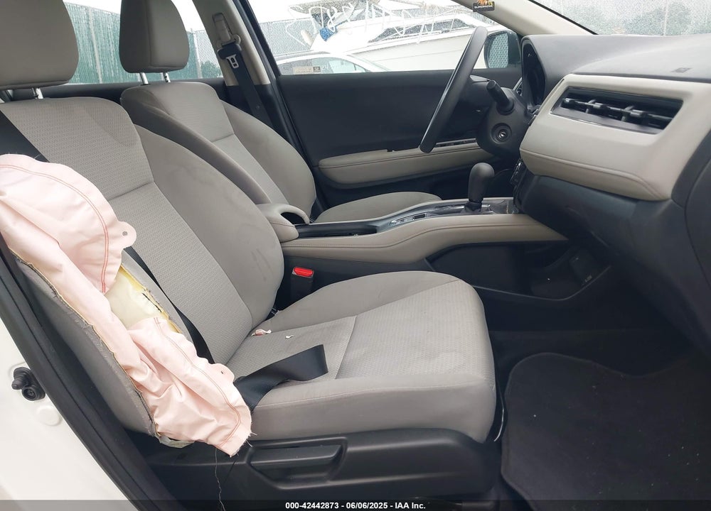 2022 HONDA HR-V VIN: 3CZRU6H3XNM722958