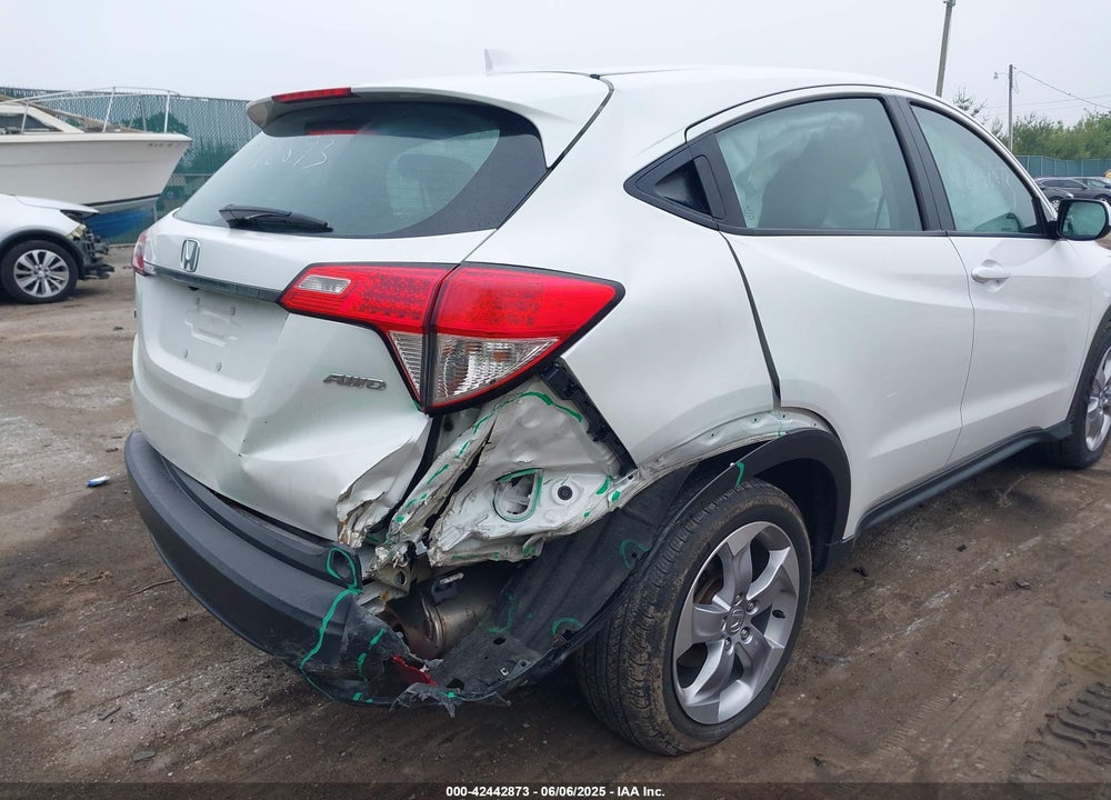 2022 HONDA HR-V VIN: 3CZRU6H3XNM722958