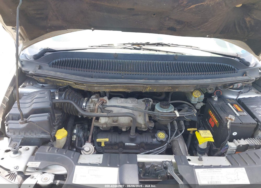 2001 CHRYSLER TOWN & COUNTRY LXI VIN: 2C4GP54L51R261157