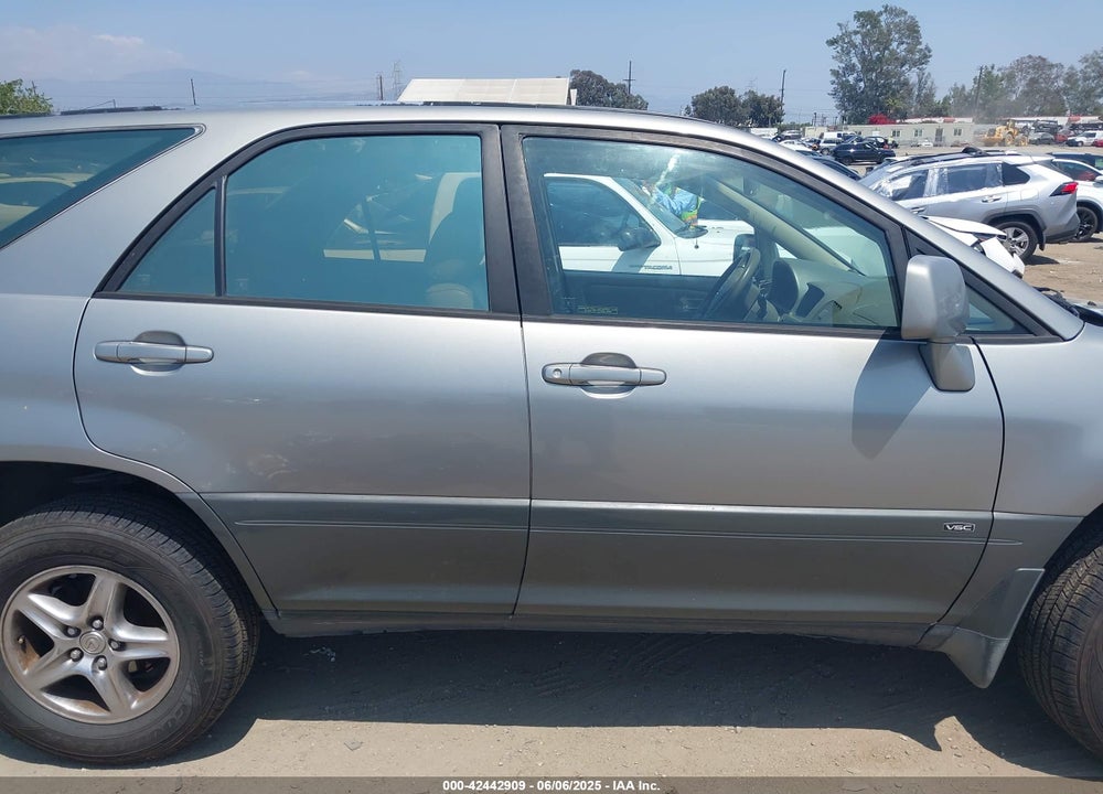 2001 LEXUS RX 300 VIN: JTJHF10UX10184582