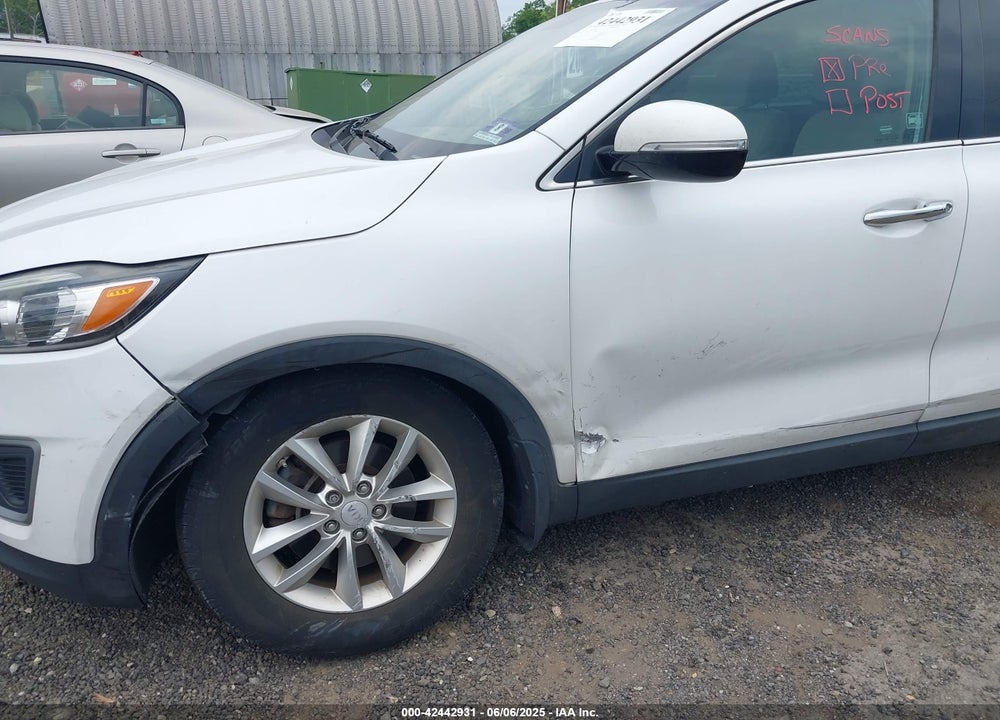 2017 KIA SORENTO VIN: 5XYPG4A33HG296034