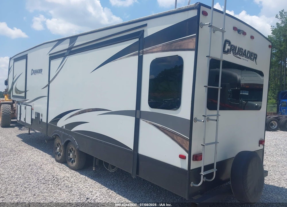 2018 FOREST RIVER CRUSADER VIN: 5ZT3CSZB3JG123481