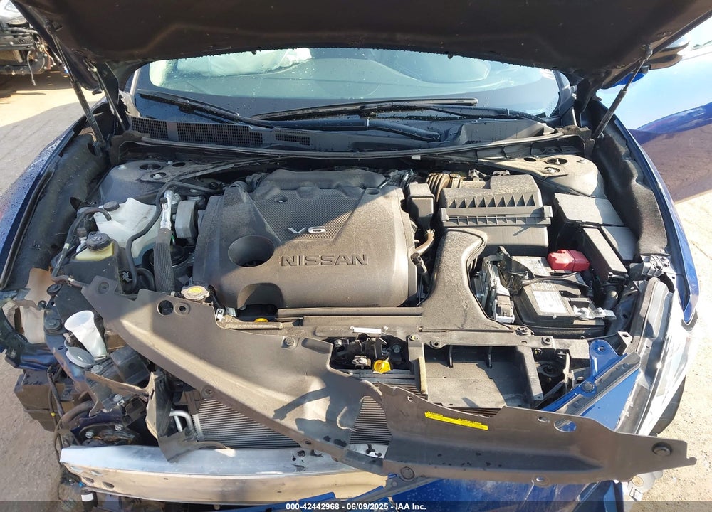 2021 NISSAN MAXIMA VIN: 1N4AA6CV4MC501236