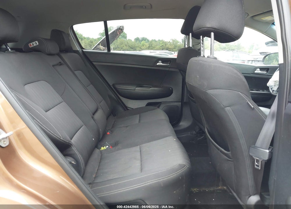 2017 KIA SPORTAGE VIN: KNDPM3AC0H7136550