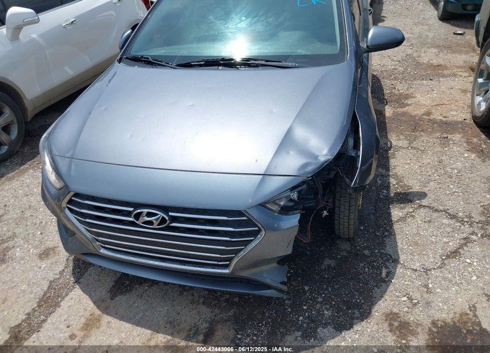 2020 HYUNDAI ACCENT VIN: 3KPC24A64LE121725