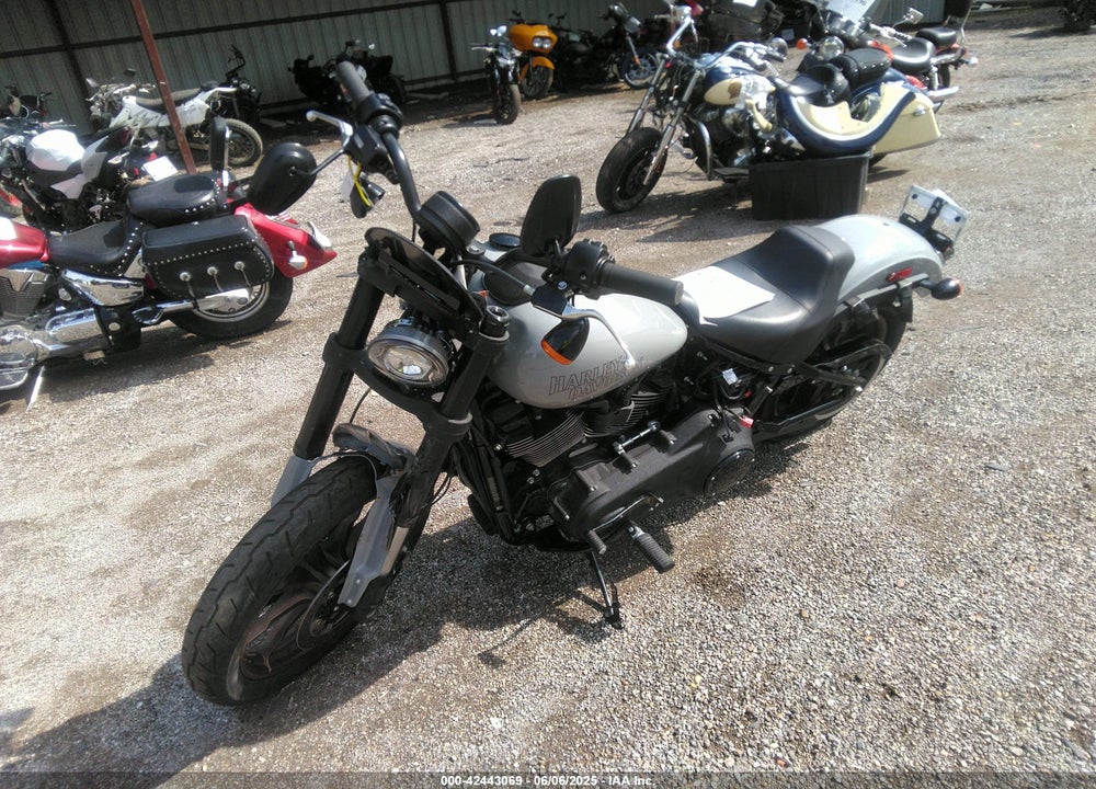 2024 HARLEY-DAVIDSON FXLRS VIN: 1HD1YWZ15RB022569