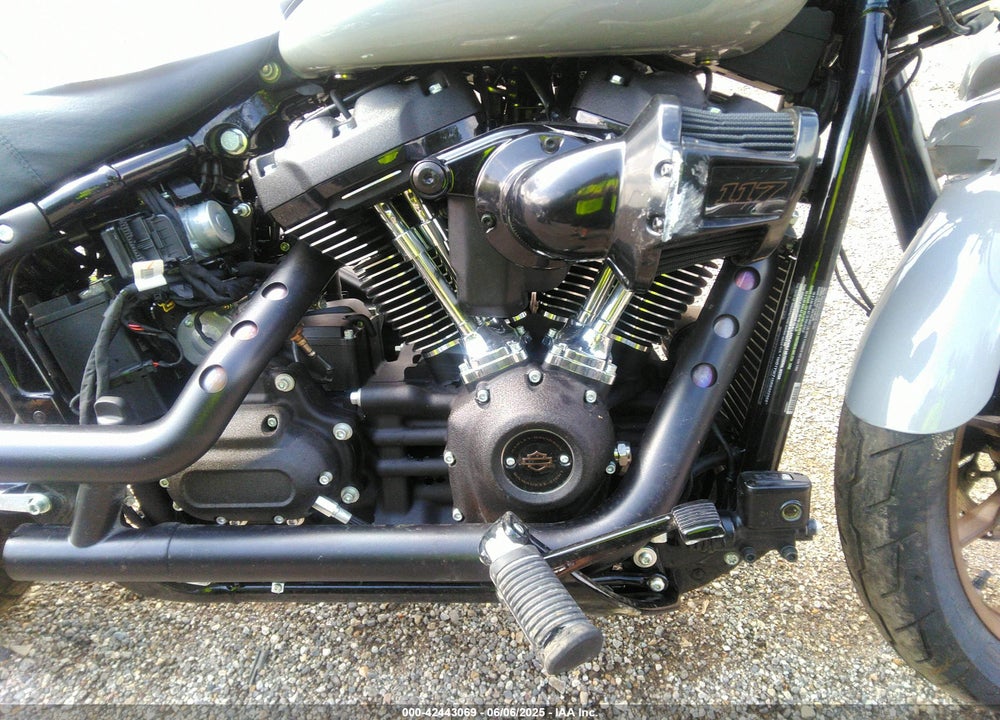 2024 HARLEY-DAVIDSON FXLRS VIN: 1HD1YWZ15RB022569