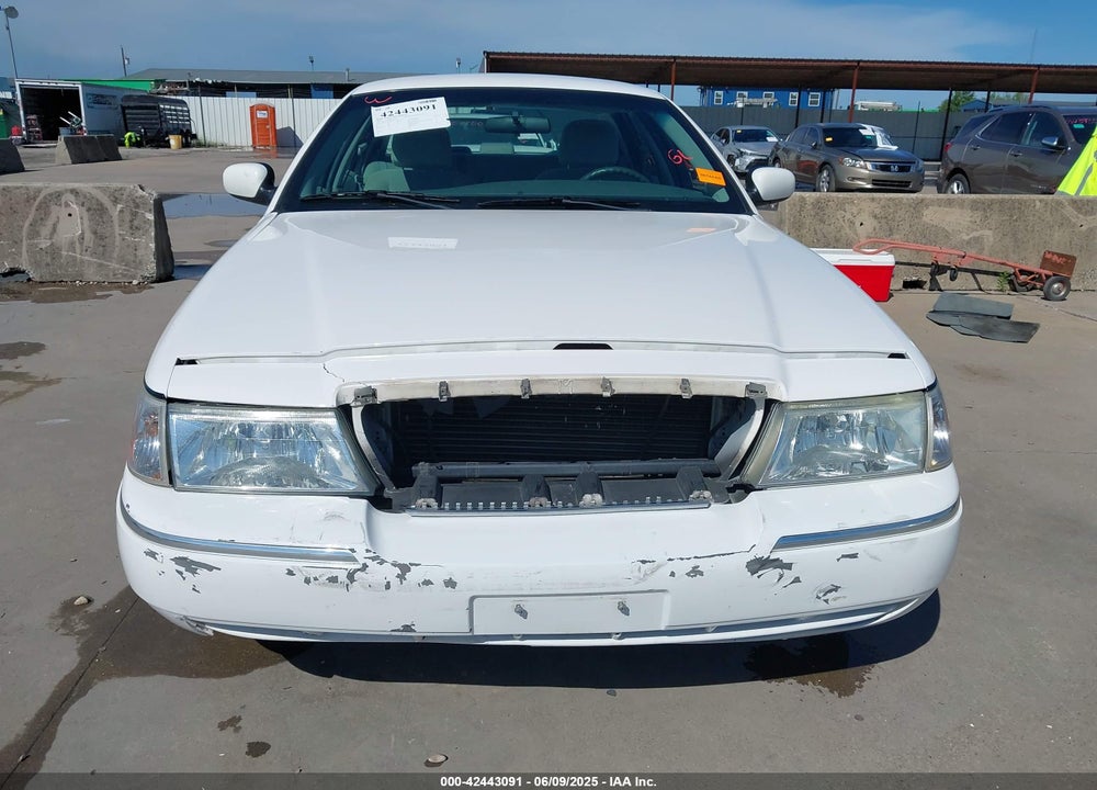2004 MERCURY GRAND MARQUIS GS VIN: 2MEFM74W84X657690