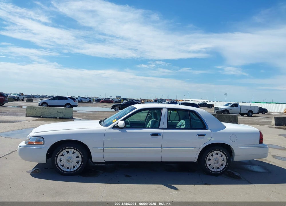 2004 MERCURY GRAND MARQUIS GS VIN: 2MEFM74W84X657690