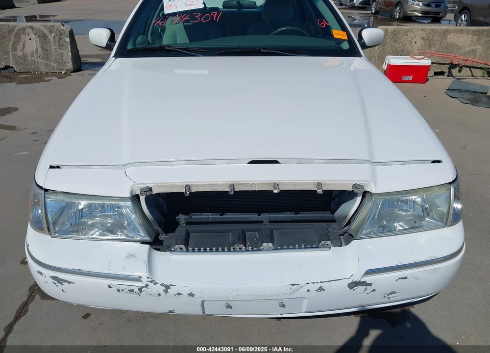 2004 MERCURY GRAND MARQUIS GS VIN: 2MEFM74W84X657690