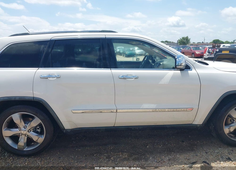 2011 JEEP GRAND CHEROKEE OVERLAND VIN: 1J4RR6GG3BC744867