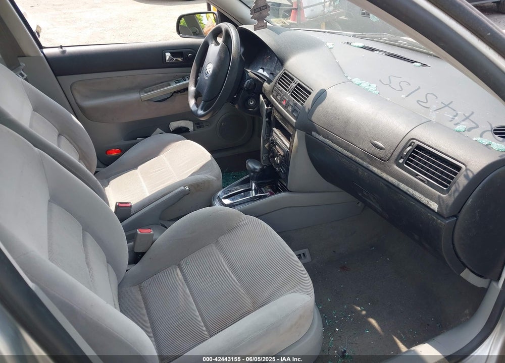 2001 VOLKSWAGEN JETTA GLS VIN: 3VWSD29M11M031395