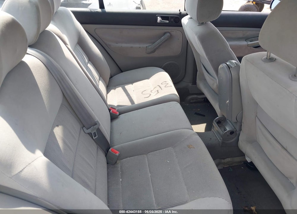 2001 VOLKSWAGEN JETTA GLS VIN: 3VWSD29M11M031395
