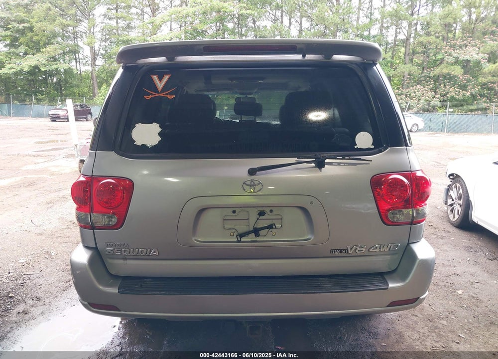 2005 TOYOTA SEQUOIA LIMITED V8 VIN: 5TDBT48A75S256810
