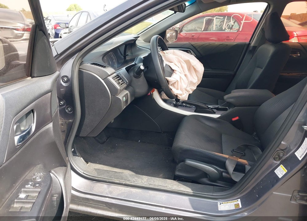 2015 HONDA ACCORD LX VIN: 1HGCR2F38FA224136