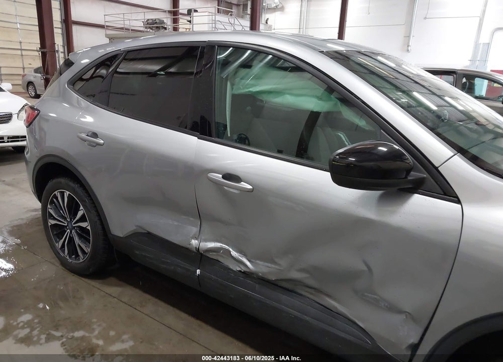 2021 FORD ESCAPE VIN: 1FMCU9G67MUA02760