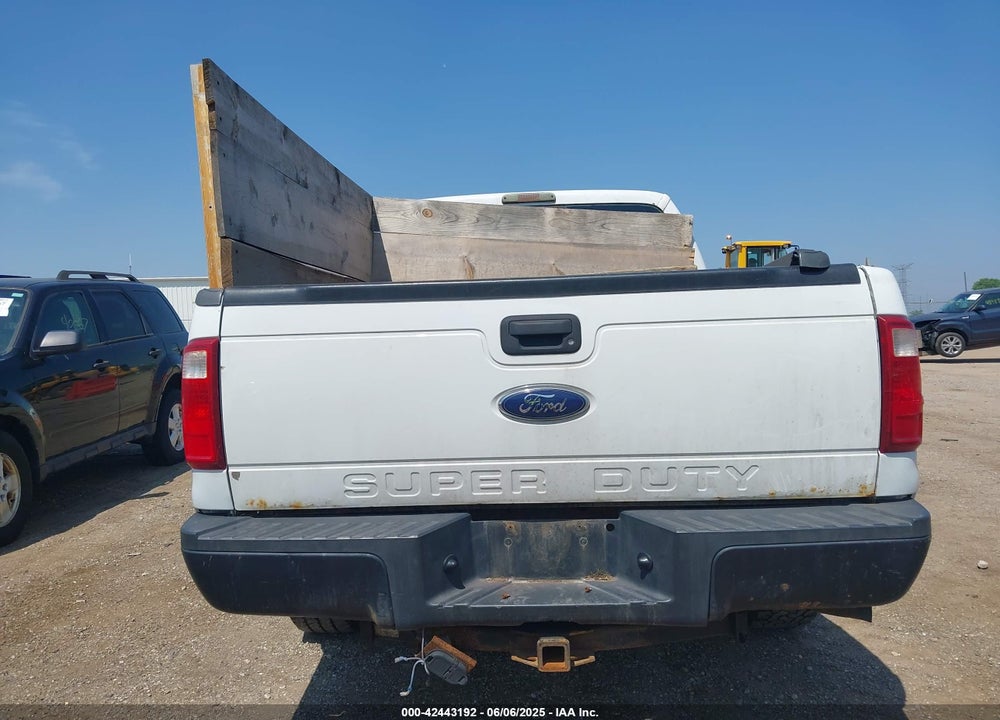 2008 FORD F-250 VIN: 1FTSX21R48EA36477