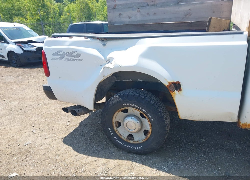 2008 FORD F-250 VIN: 1FTSX21R48EA36477