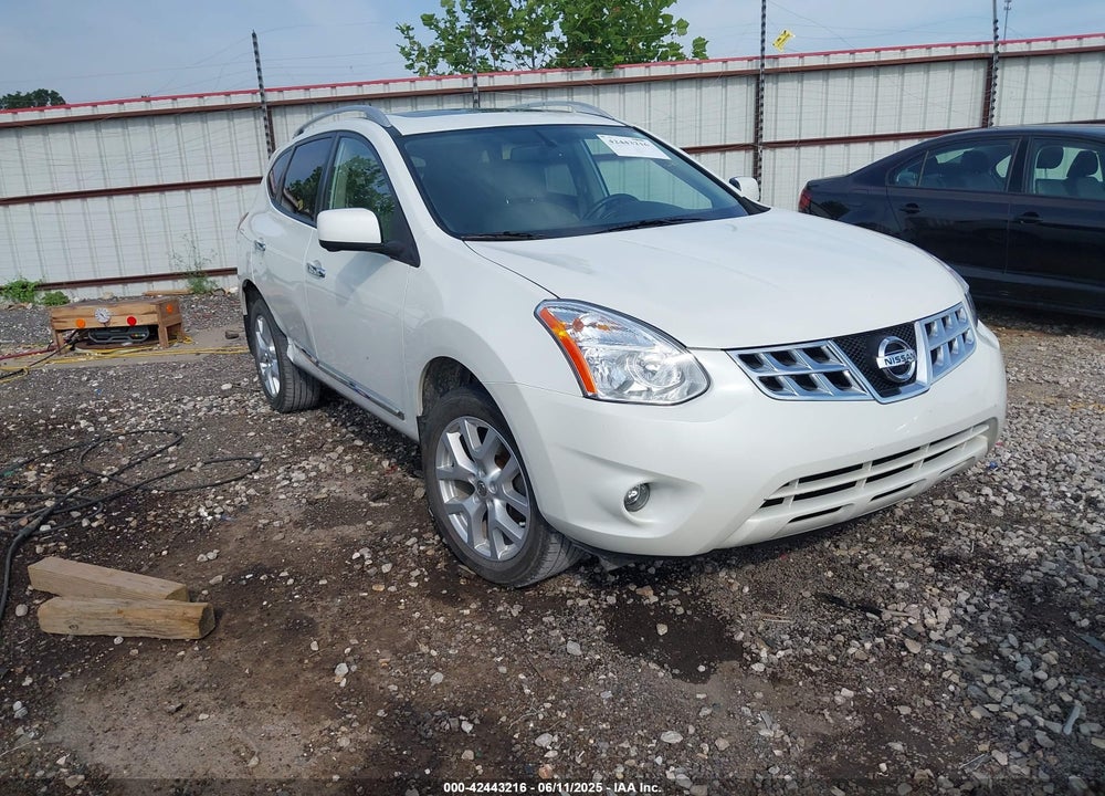 2013 NISSAN ROGUE SV W/SL PKG VIN: JN8AS5MT6DW519786