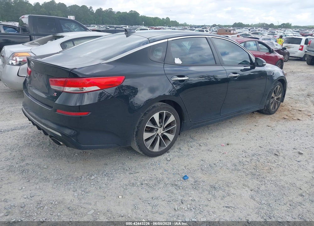 2019 KIA OPTIMA VIN: 5XXGT4L30KG302263