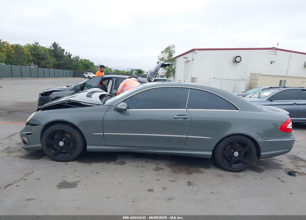 2005 MERCEDES-BENZ CLK 500 VIN: WDBTJ75J85F145858