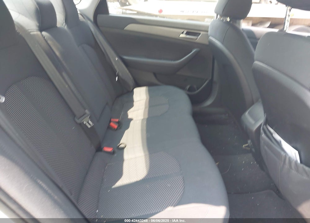 2019 HYUNDAI SONATA VIN: 5NPE24AF7KH756781
