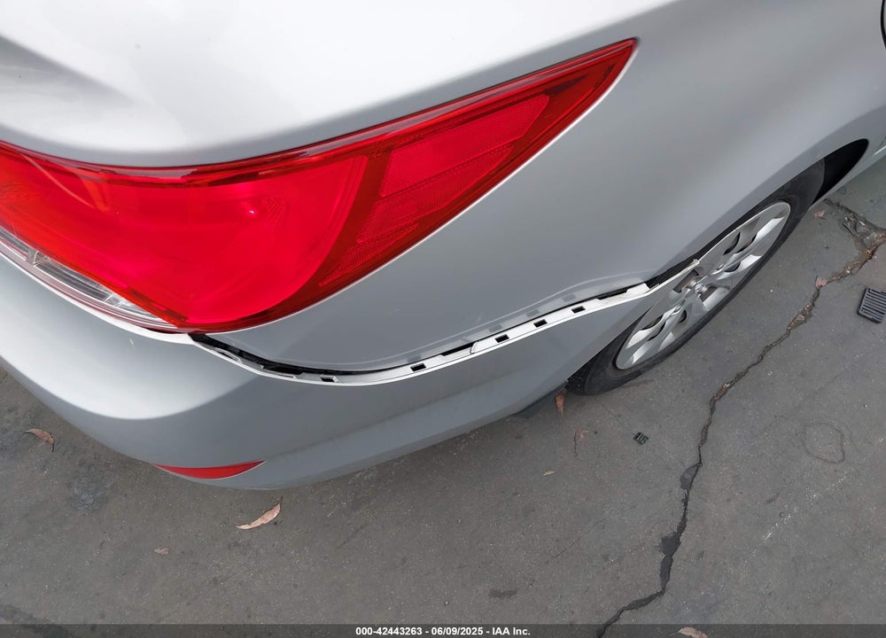 2016 HYUNDAI ACCENT SE VIN: KMHCT4AE6GU161019