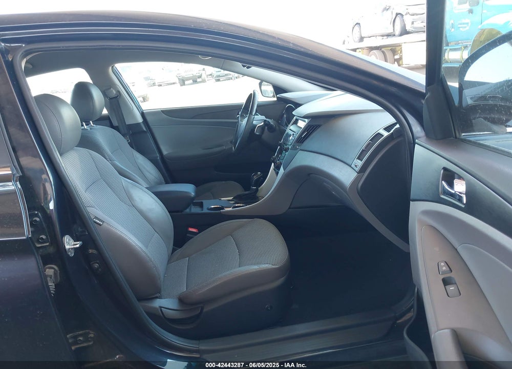 2012 HYUNDAI SONATA VIN: 5NPEC4AC9CH471519