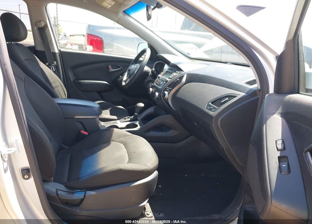 2015 HYUNDAI TUCSON GLS VIN: KM8JT3AF5FU008401