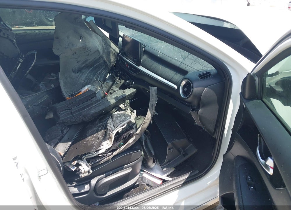 2024 KIA FORTE VIN: 3KPF54AD1RE751181